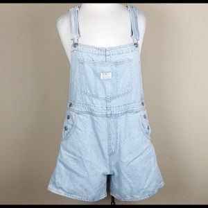 Vintage Levi's light wash big E overalls